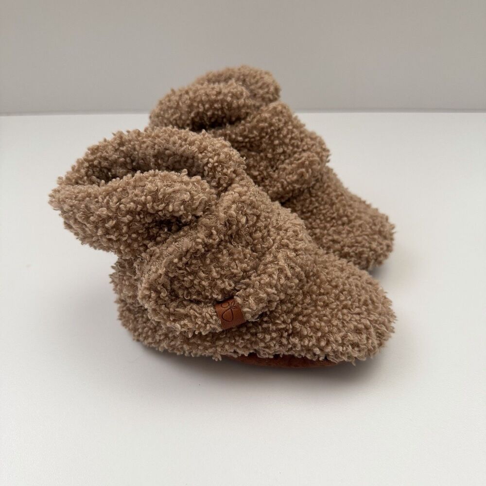 Goumi Stay-On Sherpa Boots Baby Booties 12-18M Brown Tan Teddy Fleece